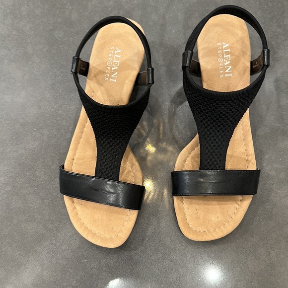 ALFANI stepnflex Women’s size 7 Sandal, black. - Picture 2 of 6